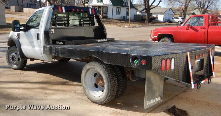 image for item DE0094 2008 Ford F550 Super Duty XL flatbed truck