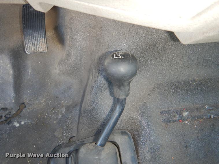 image for item DE0094 2008 Ford F550 Super Duty XL flatbed truck