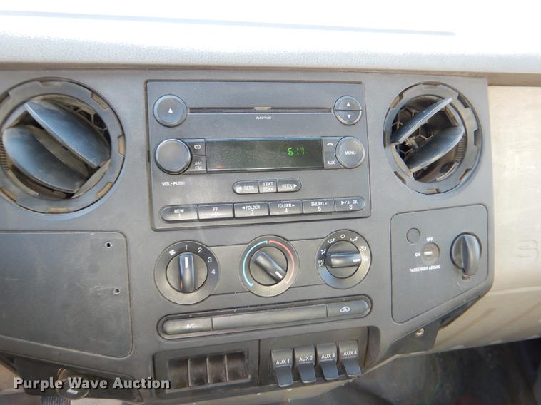 image for item DE0094 2008 Ford F550 Super Duty XL flatbed truck