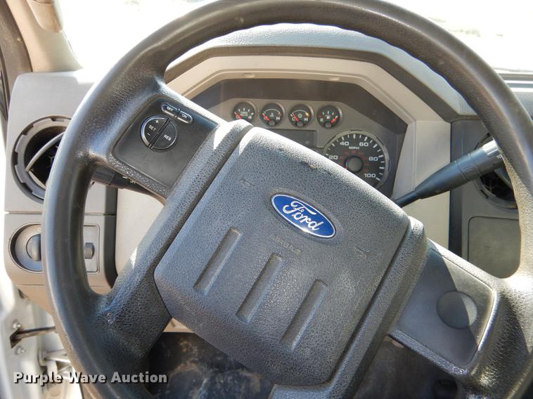 image for item DE0094 2008 Ford F550 Super Duty XL flatbed truck