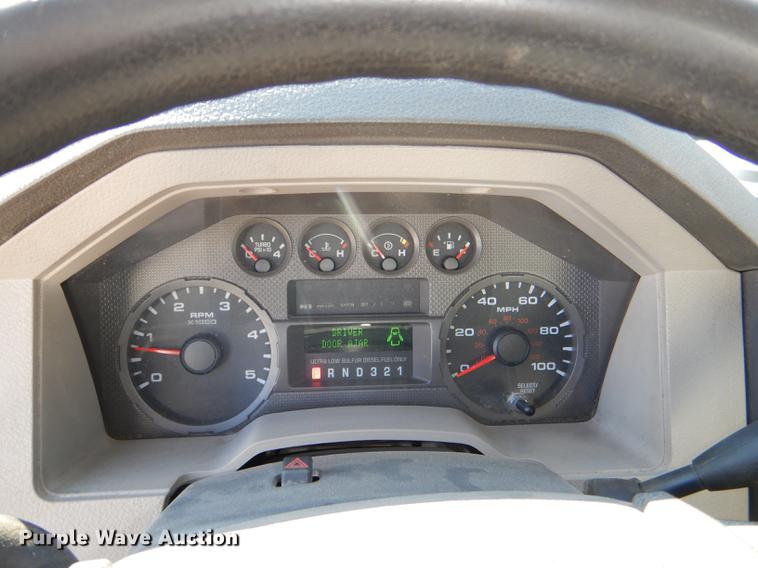 image for item DE0094 2008 Ford F550 Super Duty XL flatbed truck