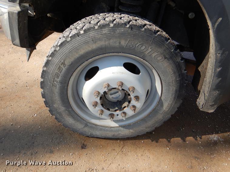 image for item DE0094 2008 Ford F550 Super Duty XL flatbed truck