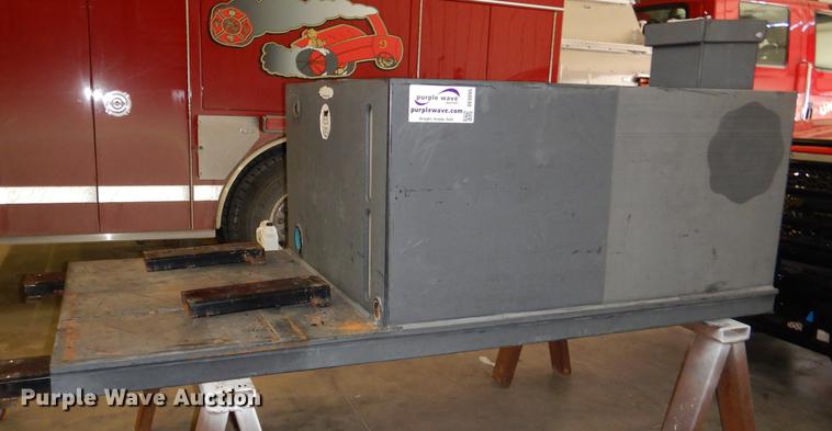 image for item DE0095 Poly tank