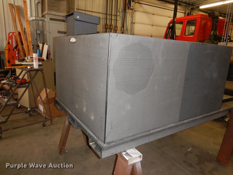 image for item DE0095 Poly tank