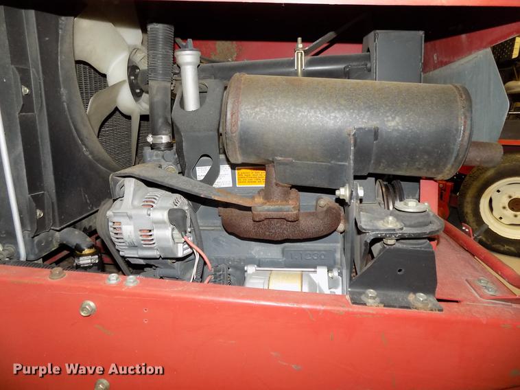 image for item DE7581 2006 Toro Ground Master 328D lawn mower