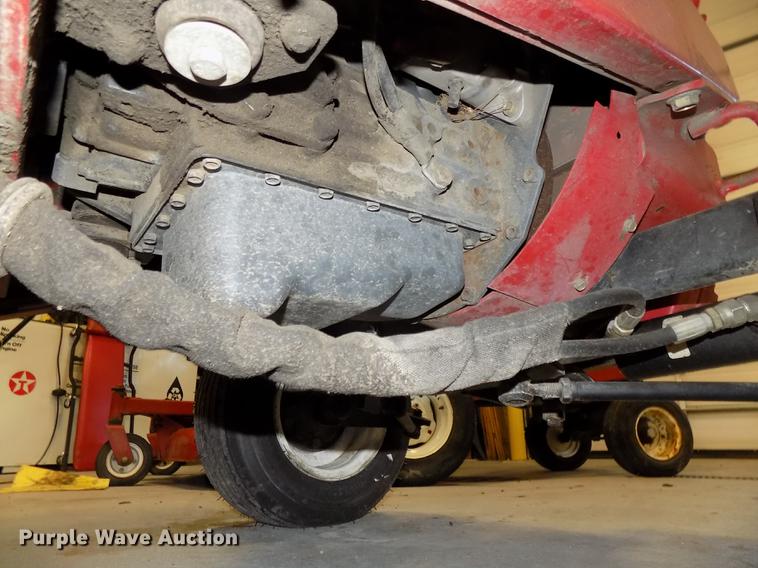 image for item DE7581 2006 Toro Ground Master 328D lawn mower