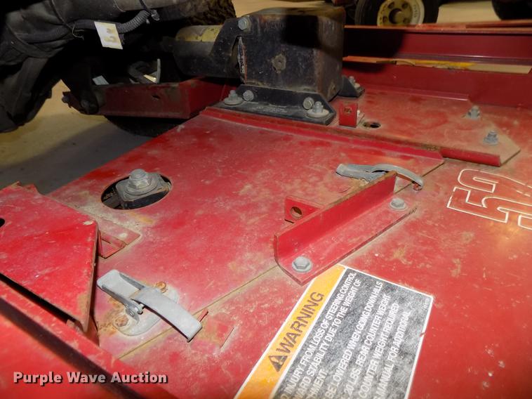 image for item DE7582 2005 Toro Groundsmaster 228D lawn mower