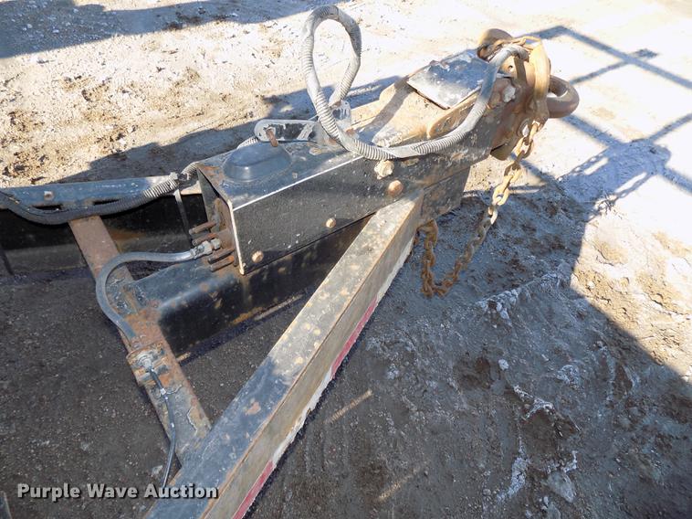 image for item DE7583 2002 Maclander 18TSLWB utility trailer