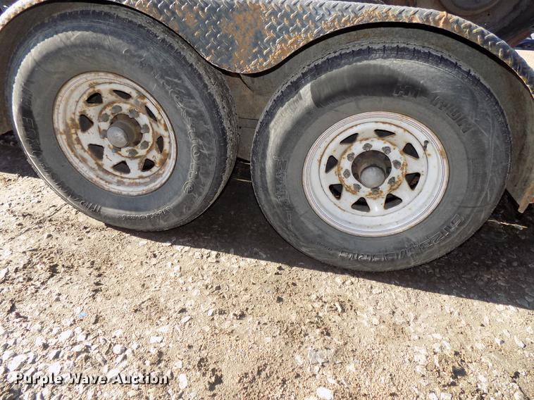 image for item DE7583 2002 Maclander 18TSLWB utility trailer