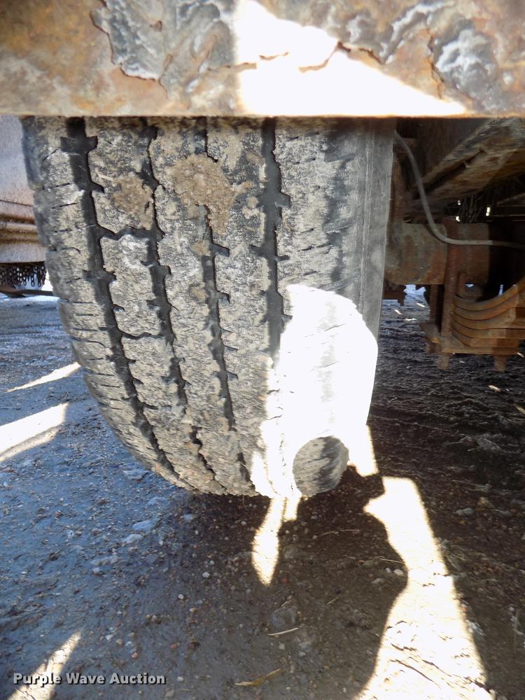 image for item DE7583 2002 Maclander 18TSLWB utility trailer