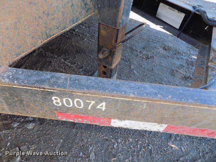 image for item DE7583 2002 Maclander 18TSLWB utility trailer