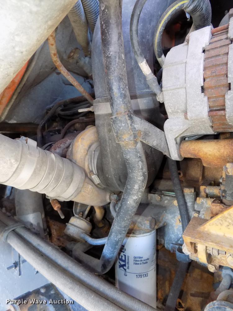 image for item DE7584 2001 Sterling L7500 dump truck