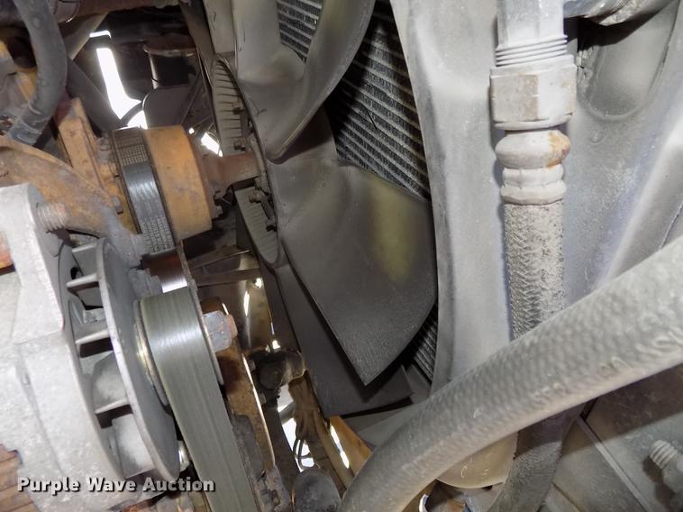 image for item DE7584 2001 Sterling L7500 dump truck