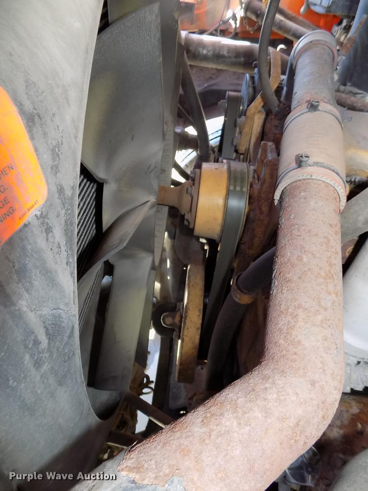 image for item DE7584 2001 Sterling L7500 dump truck