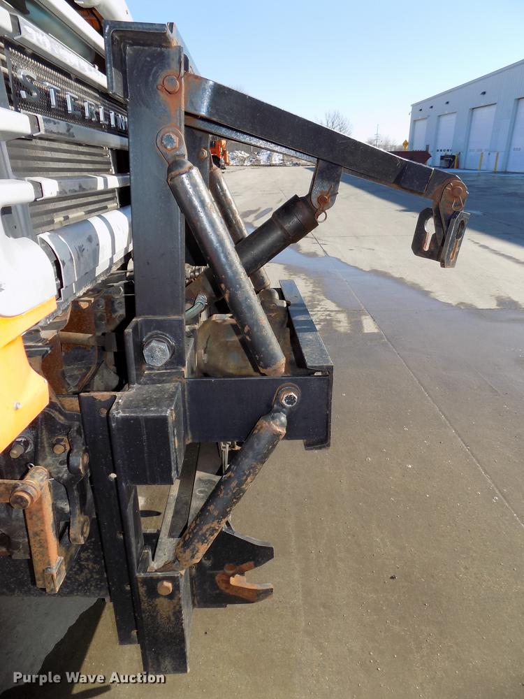 image for item DE7584 2001 Sterling L7500 dump truck