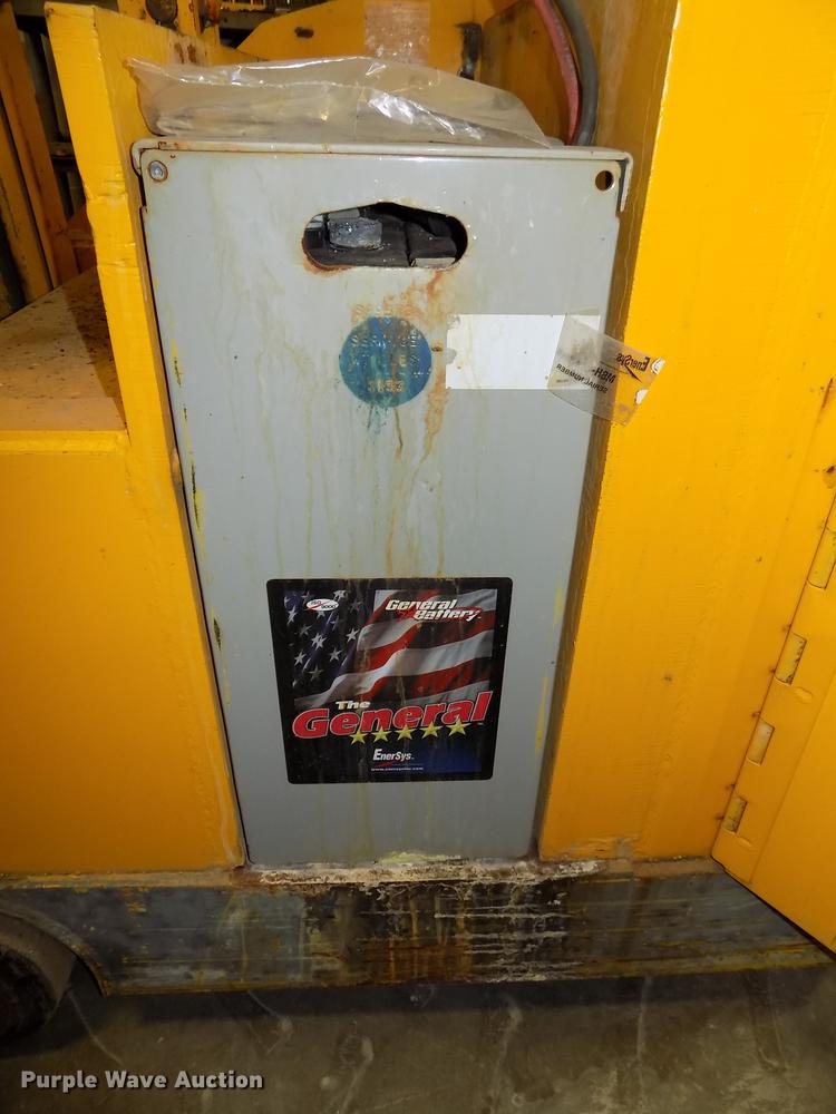 image for item DE7585 Prime Mover RC30 forklift