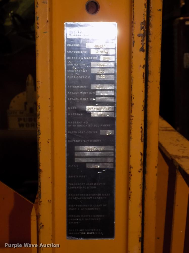 image for item DE7585 Prime Mover RC30 forklift