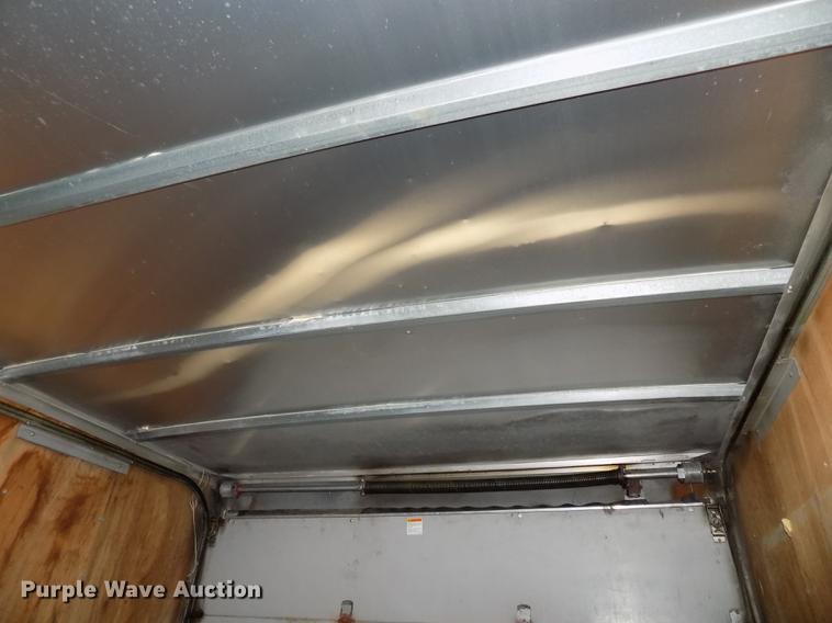 image for item DE7590 1999 GMC Savana G3500 box truck