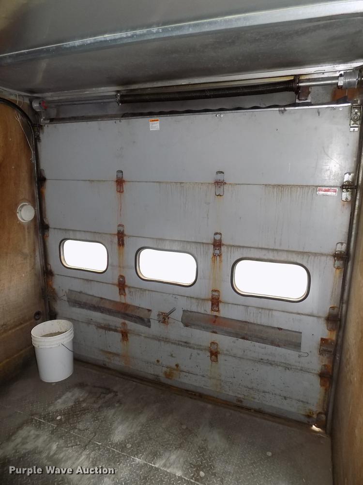 image for item DE7590 1999 GMC Savana G3500 box truck