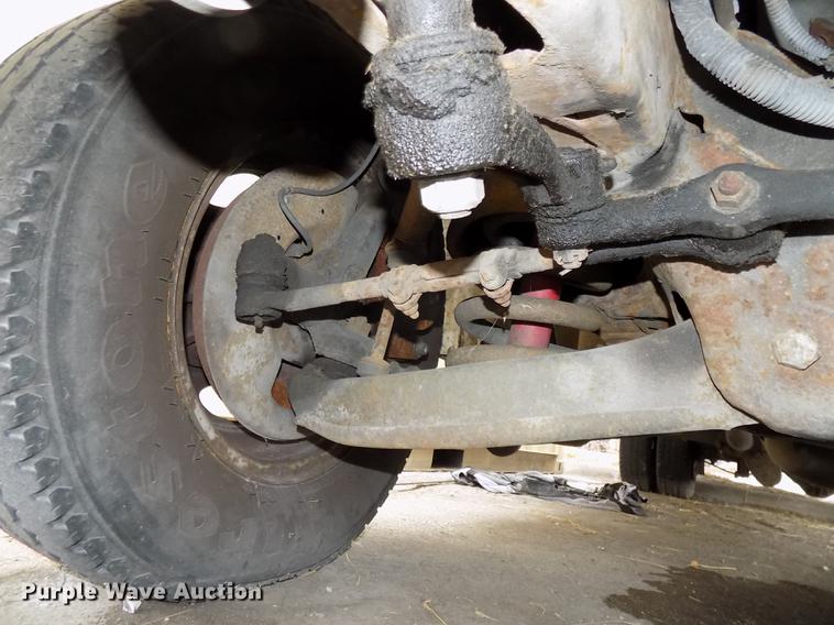 image for item DE7590 1999 GMC Savana G3500 box truck