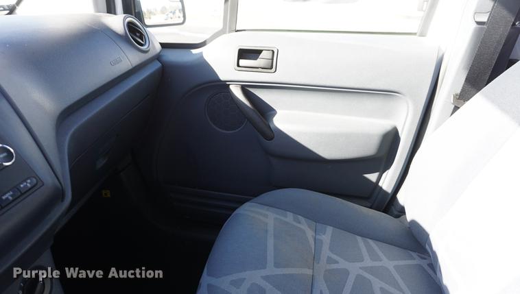 image for item DF7606 2012 Ford Transit Connect van