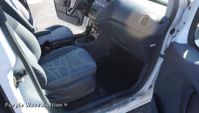 image for item DF7606 2012 Ford Transit Connect van