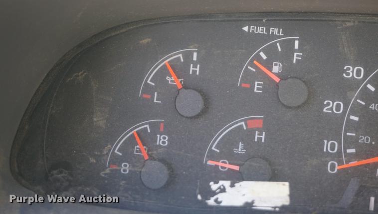 image for item DF7607 2001 Ford F550 Super Duty refuse truck