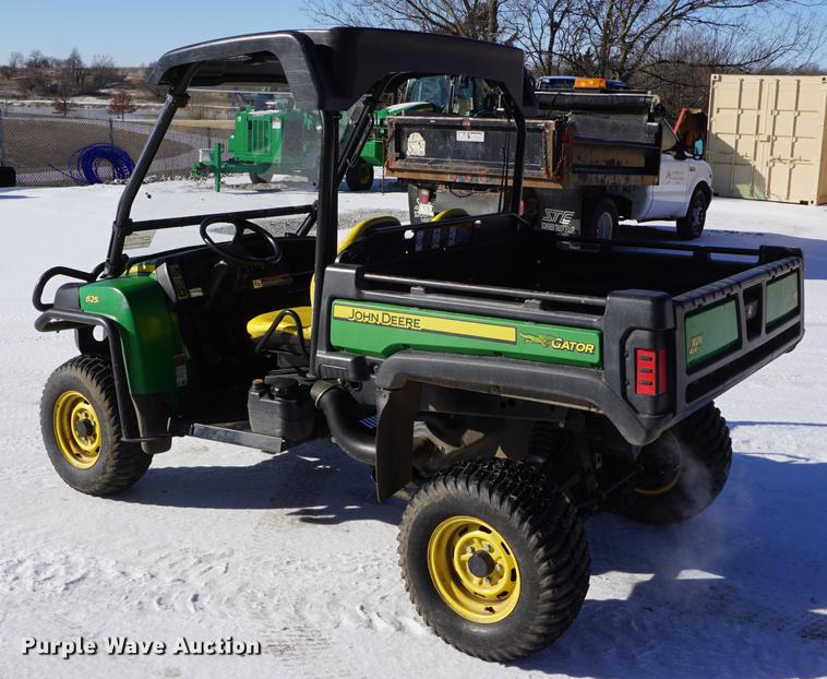 image for item DF7608 2012 John Deere 625i Gator utility vehicle