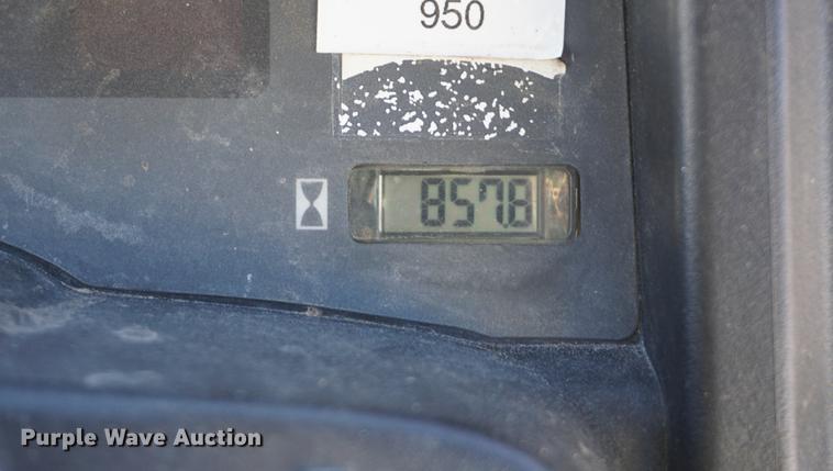 image for item DF7608 2012 John Deere 625i Gator utility vehicle