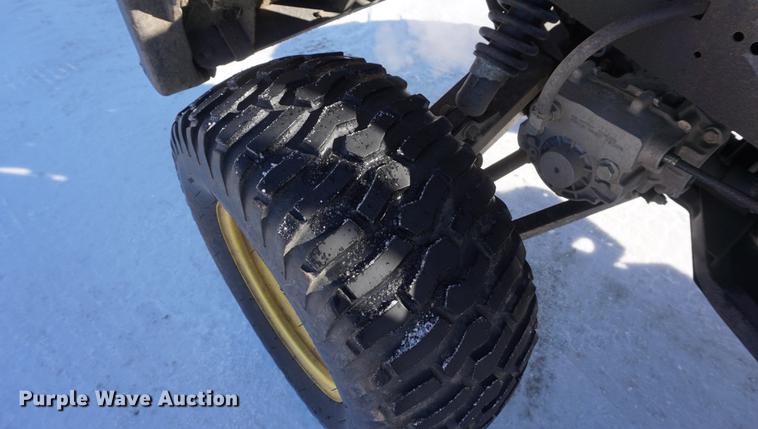 image for item DF7608 2012 John Deere 625i Gator utility vehicle