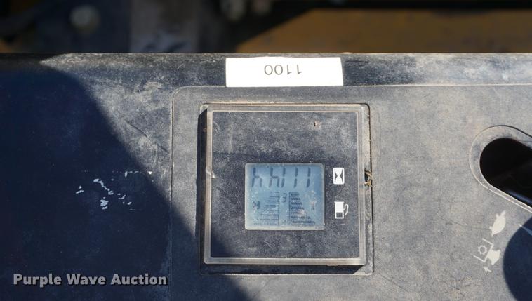 image for item DF7609 Hustler Super Z lawn mower