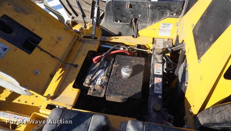 image for item DF7609 Hustler Super Z lawn mower