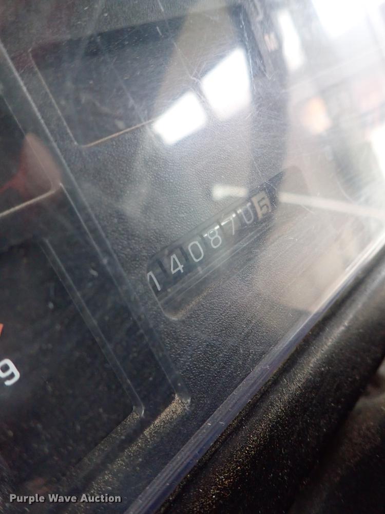 image for item DF8738 1996 Chevrolet B7 Bluebird school bus