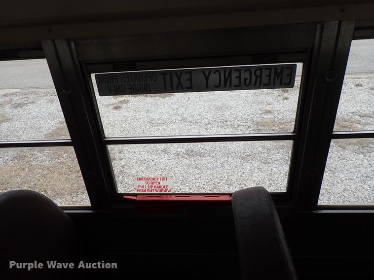 image for item DF8738 1996 Chevrolet B7 Bluebird school bus