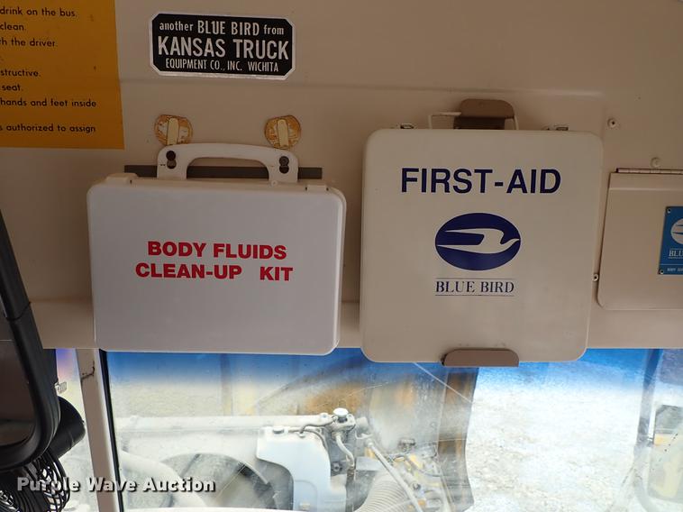 image for item DF8738 1996 Chevrolet B7 Bluebird school bus