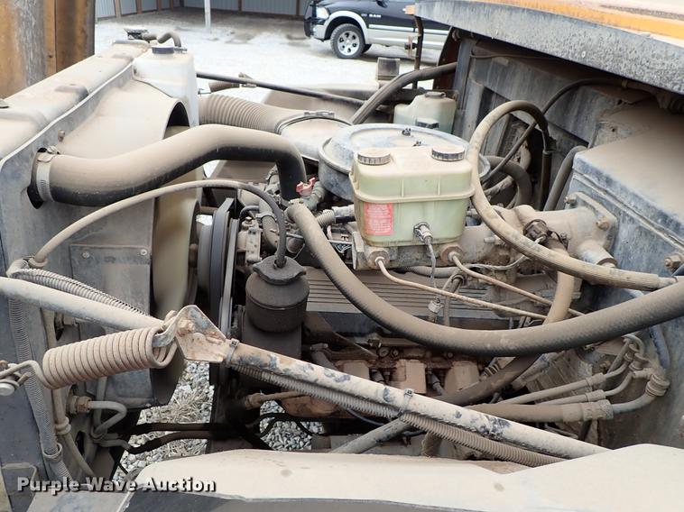 image for item DF8738 1996 Chevrolet B7 Bluebird school bus