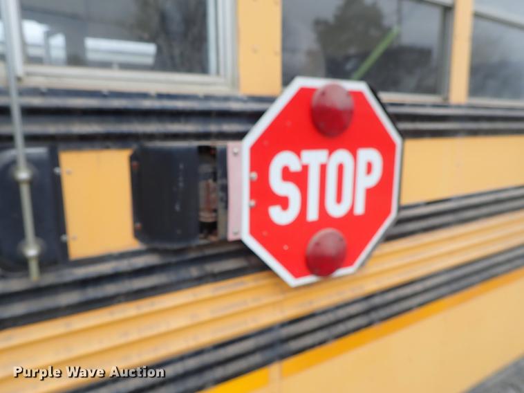 image for item DF8738 1996 Chevrolet B7 Bluebird school bus