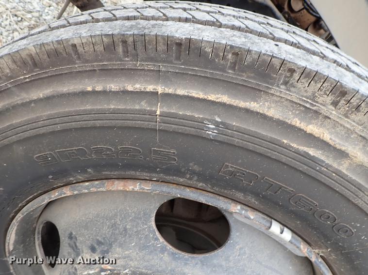 image for item DF8738 1996 Chevrolet B7 Bluebird school bus