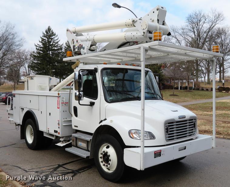 image for item DG3835 2008 Freightliner Business Class M2 bucket truck