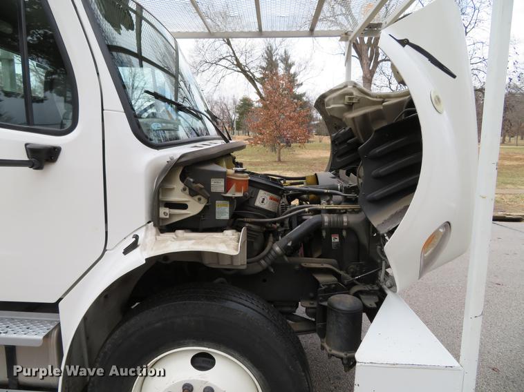 image for item DG3835 2008 Freightliner Business Class M2 bucket truck