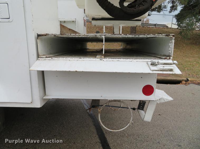 image for item DG3835 2008 Freightliner Business Class M2 bucket truck