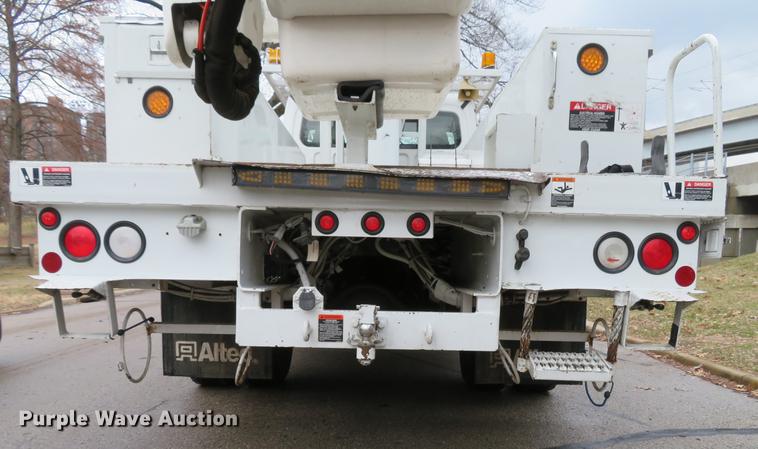 image for item DG3835 2008 Freightliner Business Class M2 bucket truck