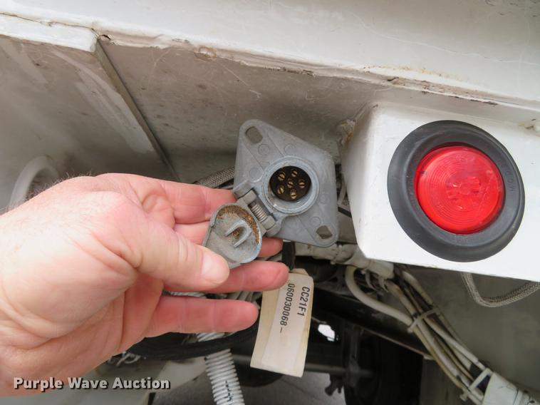 image for item DG3835 2008 Freightliner Business Class M2 bucket truck