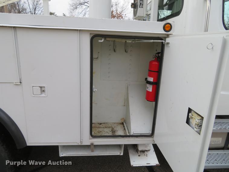 image for item DG3835 2008 Freightliner Business Class M2 bucket truck