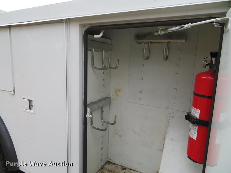 image for item DG3835 2008 Freightliner Business Class M2 bucket truck