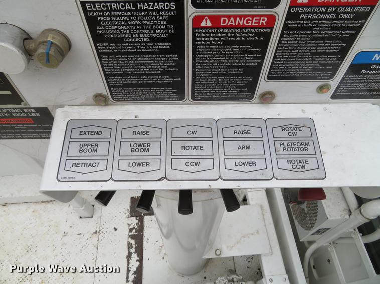 image for item DG3835 2008 Freightliner Business Class M2 bucket truck