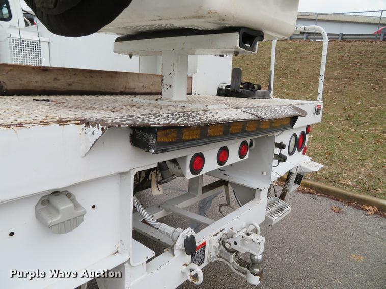 image for item DG3835 2008 Freightliner Business Class M2 bucket truck