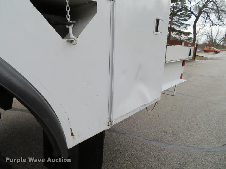 image for item DG3835 2008 Freightliner Business Class M2 bucket truck