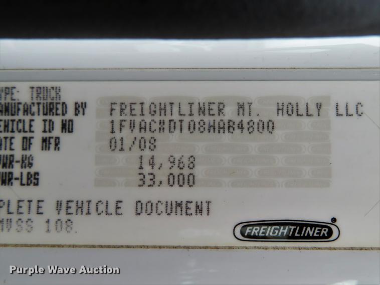 image for item DG3835 2008 Freightliner Business Class M2 bucket truck