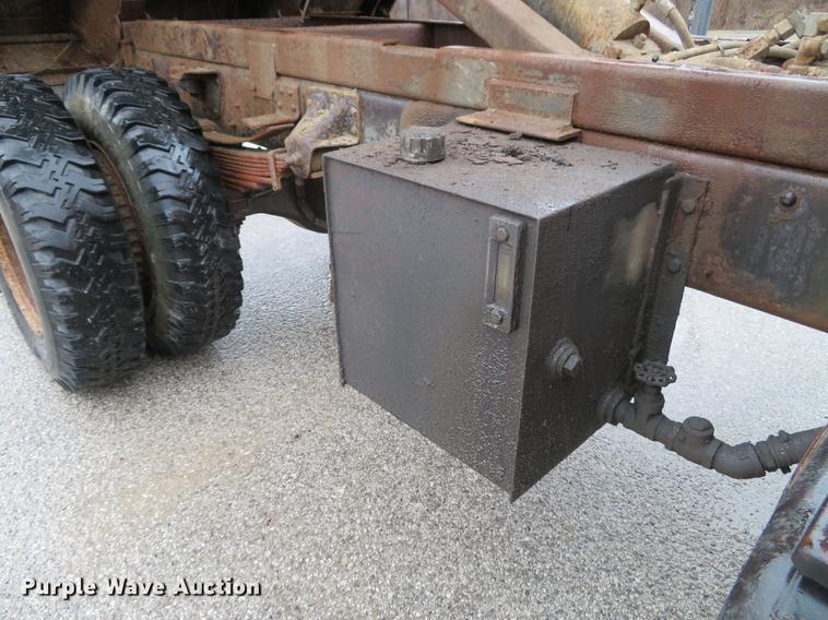 image for item DG3841 1991 Chevrolet Kodiak dump truck